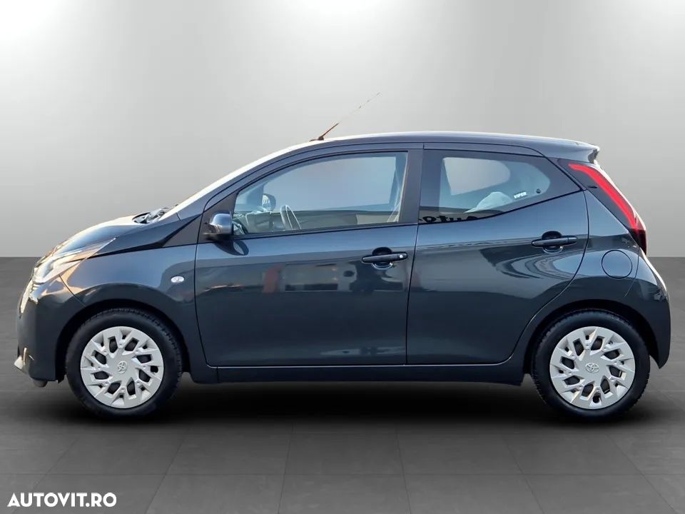 Toyota Aygo - 2