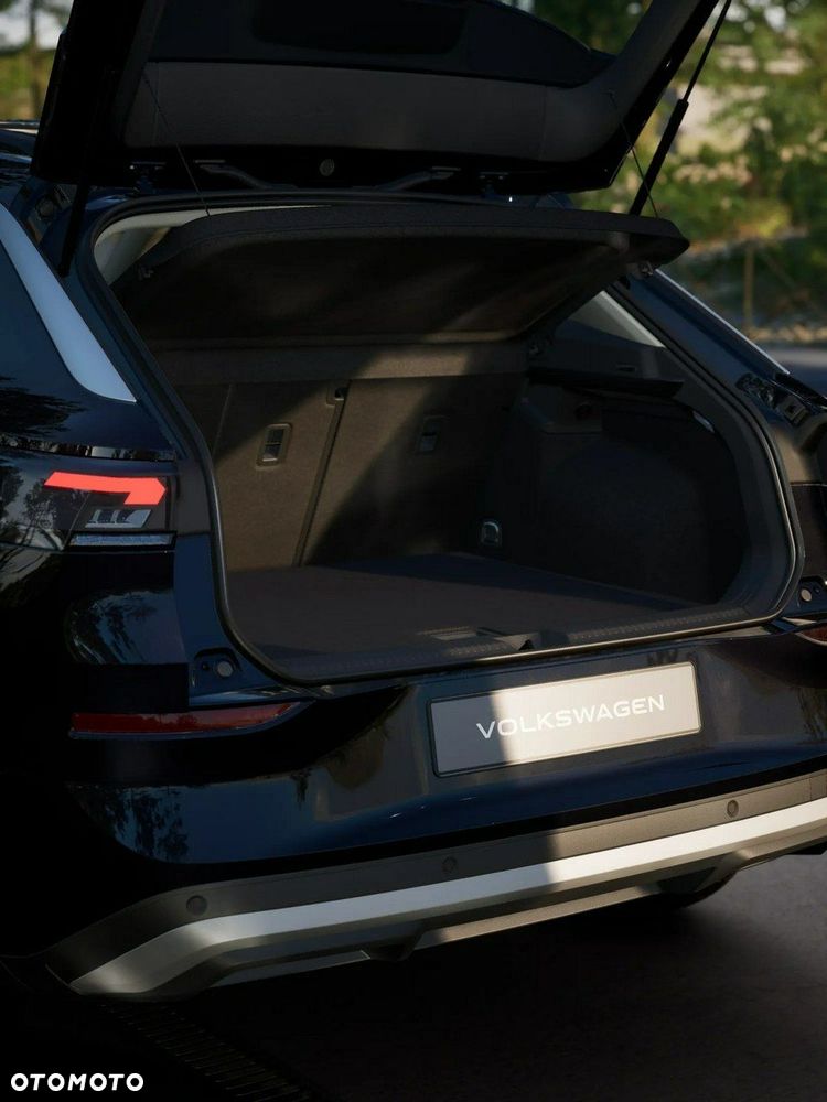 Volkswagen T-Roc - 8