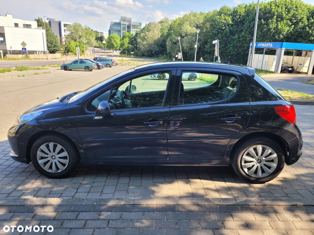 Peugeot 207 1.4 16V Trendy - 4