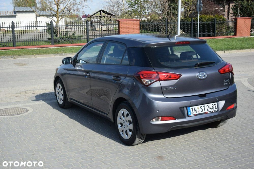 Hyundai i20 1.25 Classic - 12
