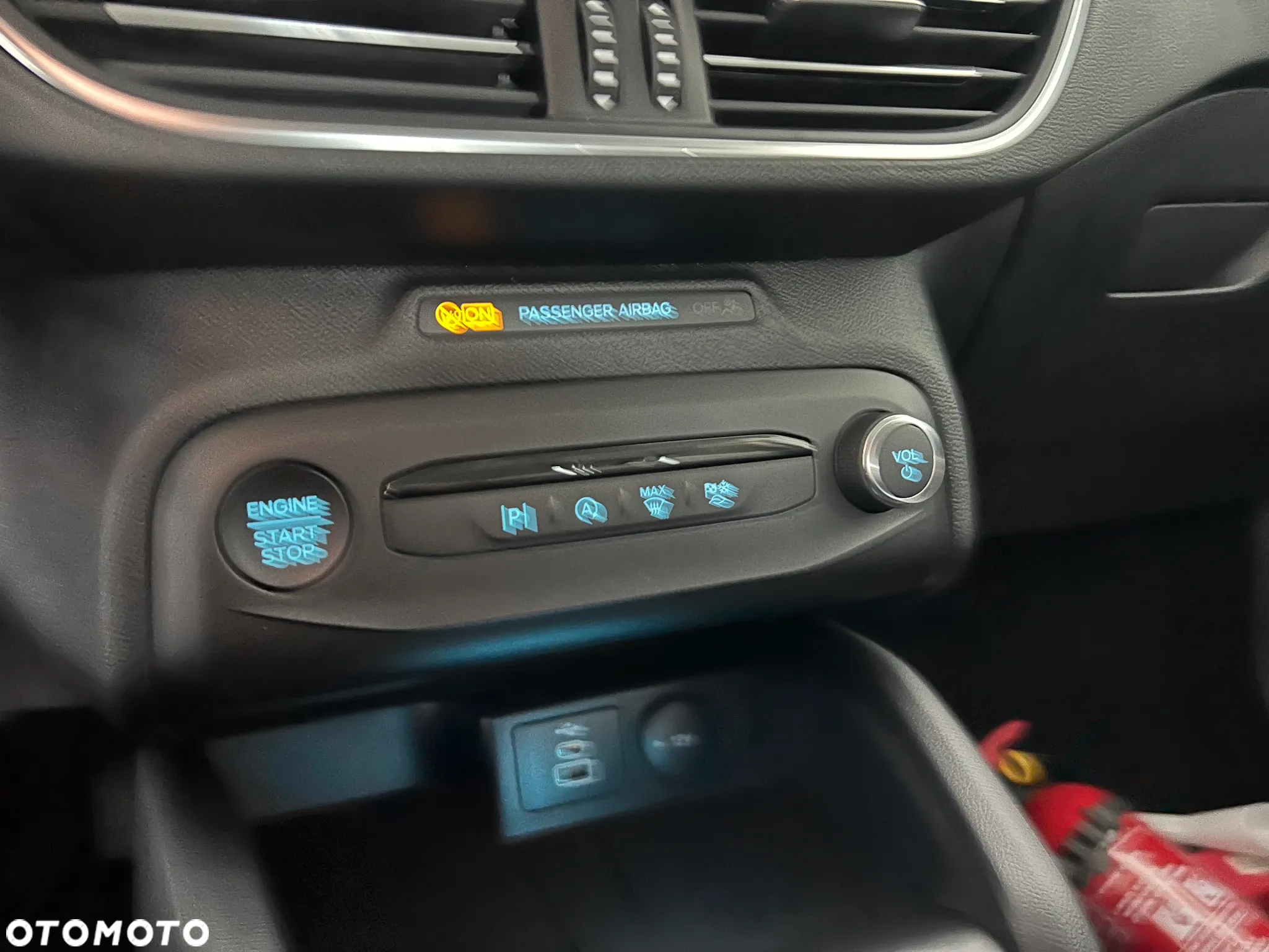 Ford Focus 1.0 EcoBoost Titanium - 28