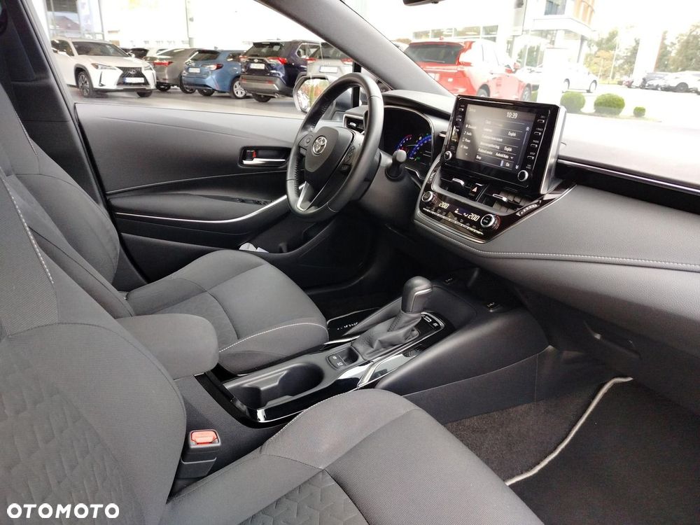 Toyota Corolla - 9