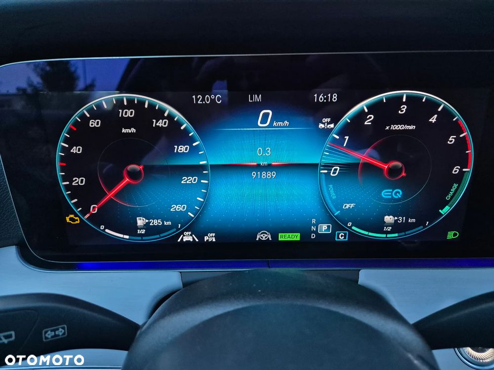 Mercedes-Benz Klasa E 300 de T 9G-TRONIC Avantgarde - 12