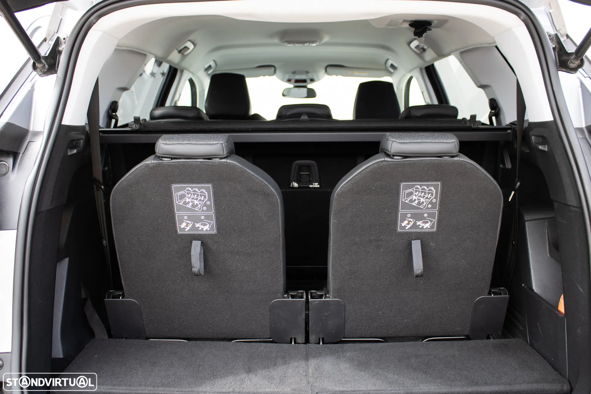 Peugeot 5008 1.2 PureTech Allure - 17