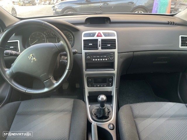 Peugeot 307 1.6 HDi Executive - 11