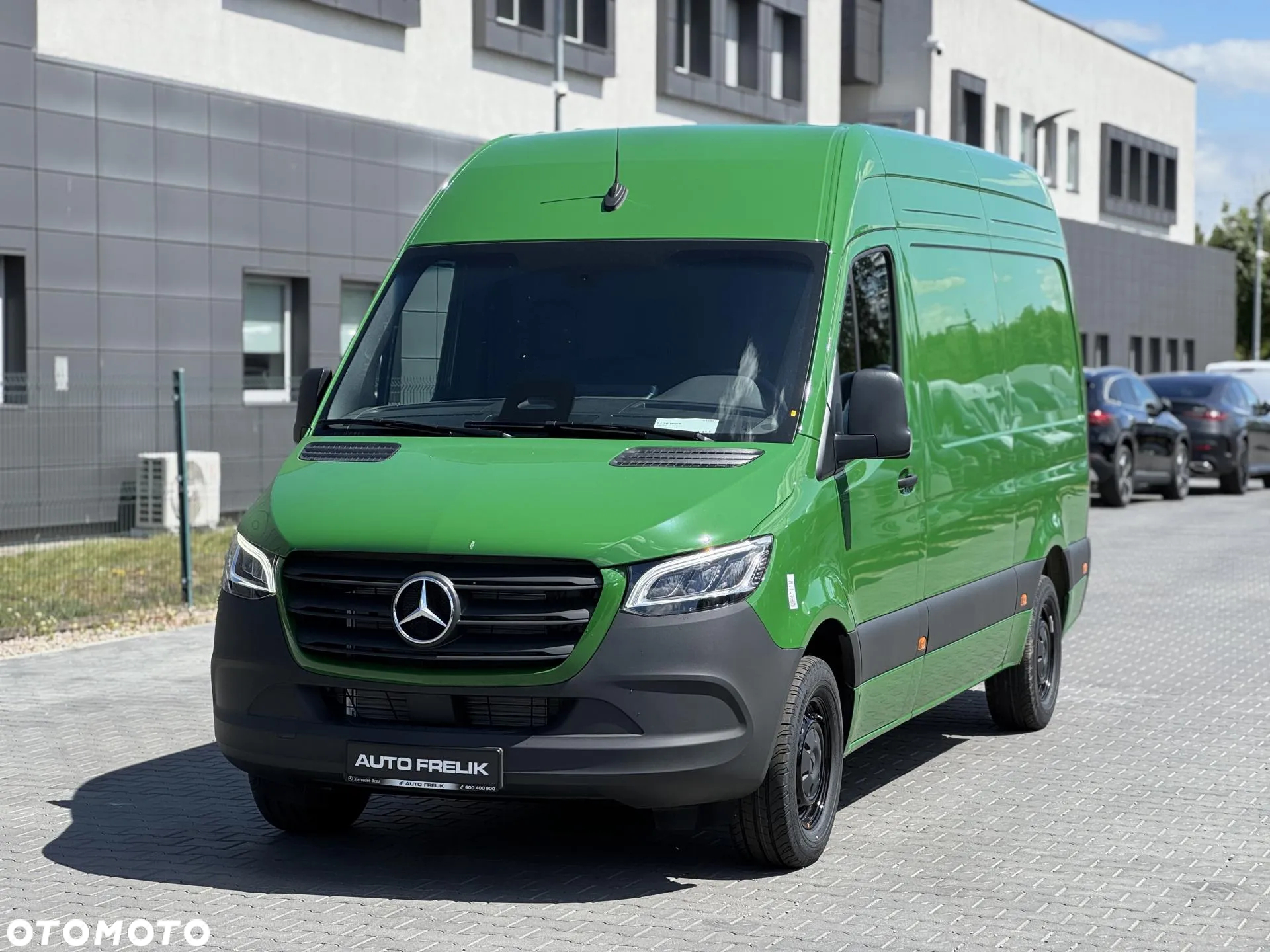 Mercedes-Benz Sprinter - 4