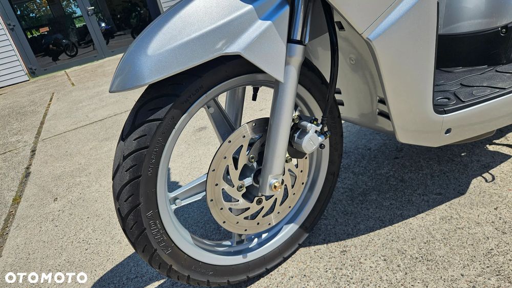 Kymco People - 11