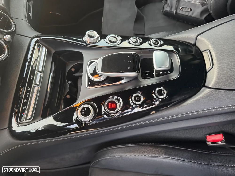 Mercedes-Benz AMG GT - 35