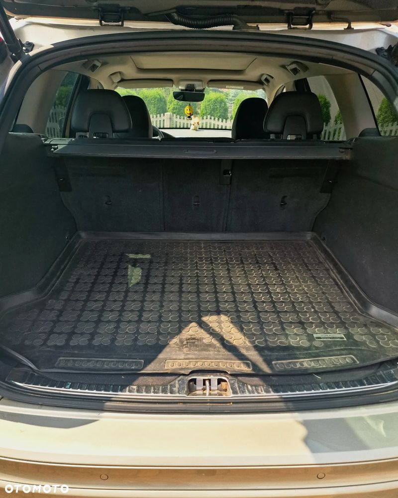 Volvo XC 60 D4 Geartronic Summum - 16