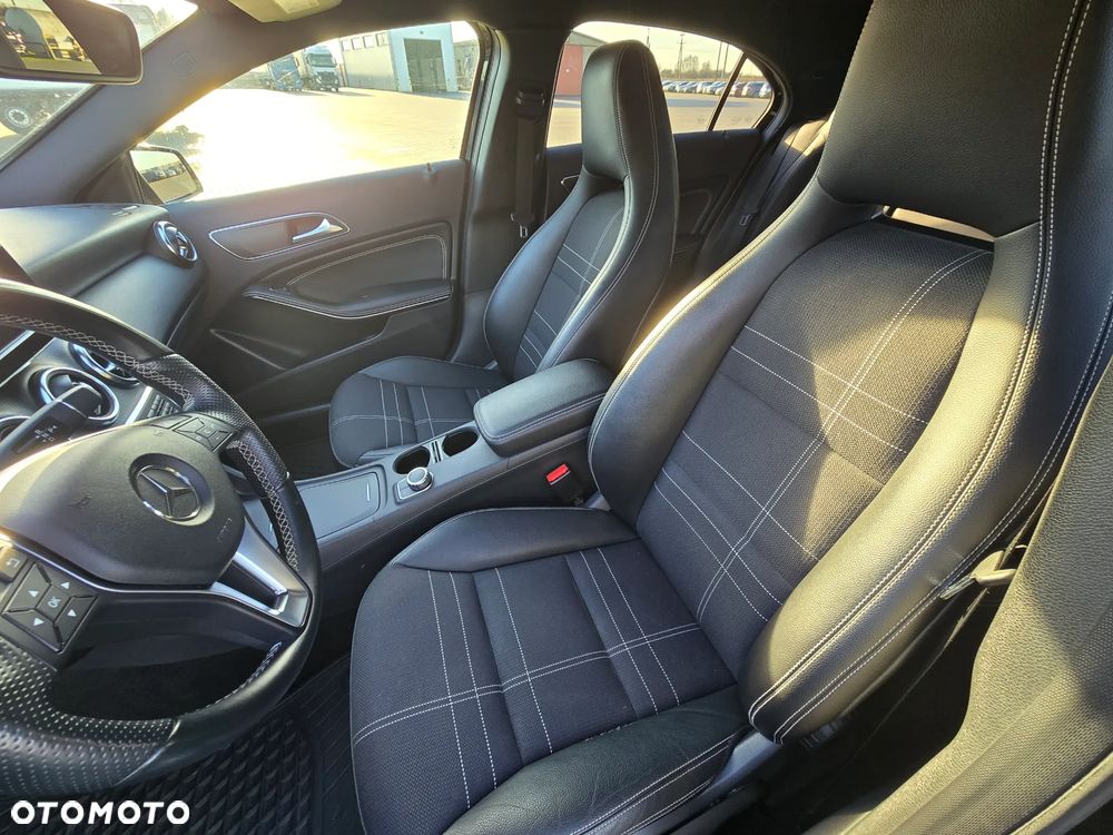 Mercedes-Benz Klasa A 200 CDI 4Matic 7G-DCT - 6