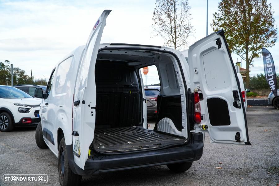 Opel Combo 1.5 CDTI L1H1 3L Essentia - 10