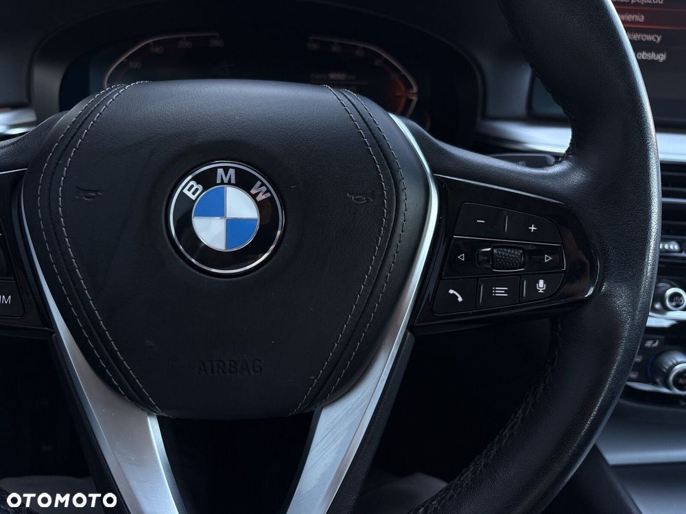 BMW Seria 5 - 18