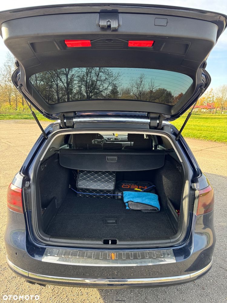 Volkswagen Passat - 6