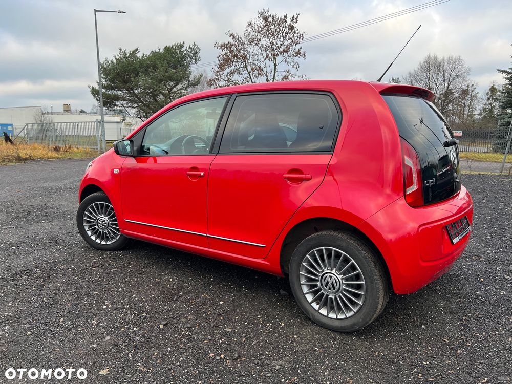 Volkswagen up! cheer - 7