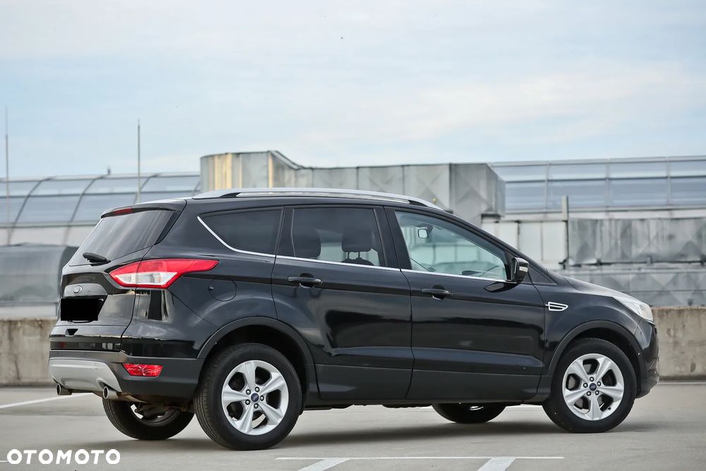 Ford Kuga 2.0 TDCi 2x4 SYNC - 16