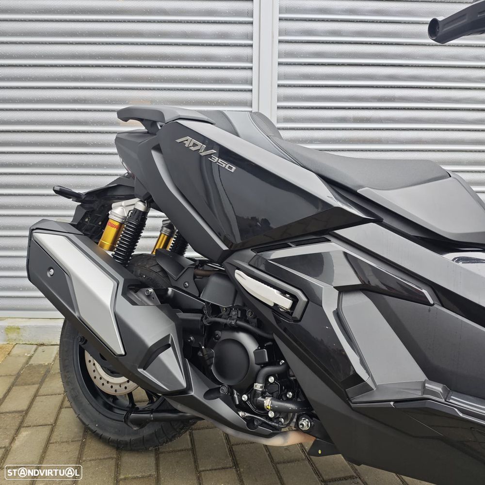 Honda ADV 350 - 10