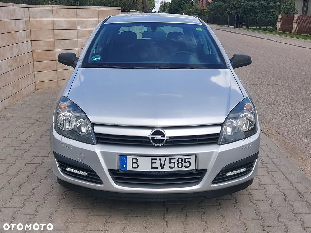 Opel Astra 1.4 - 8