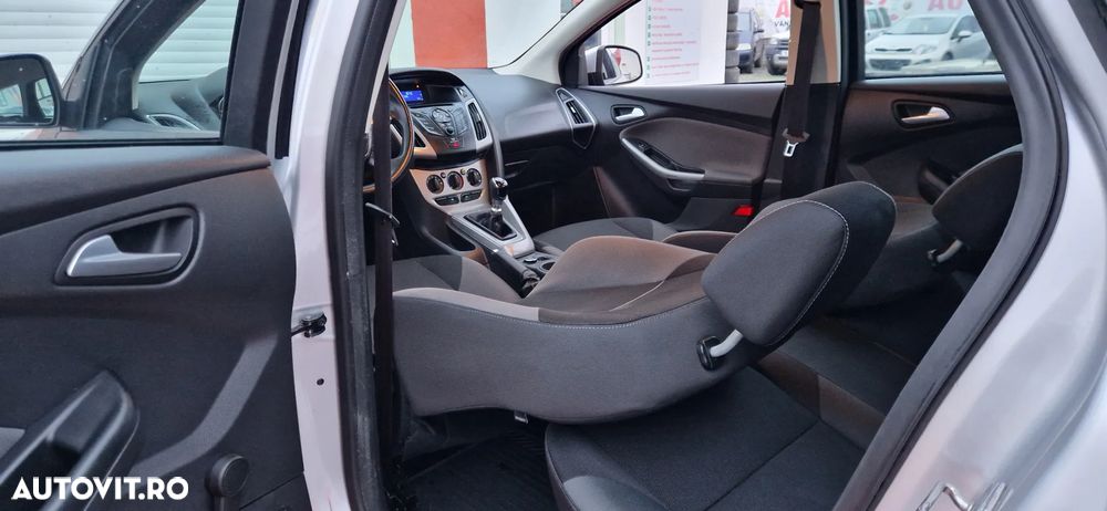 Ford Focus 1.6 TDCI DPF Trend - 26