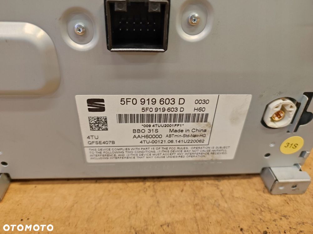 ekran wyświetlacz radia nawigacji leon iii 3 5f cupra - 7