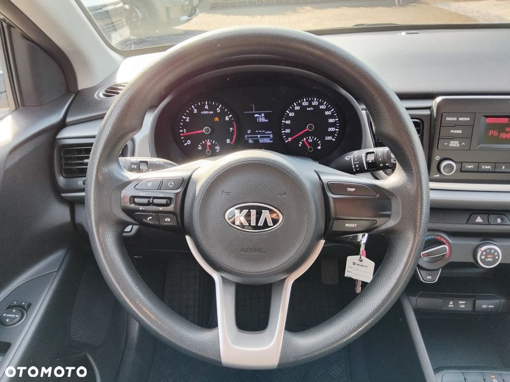Kia Rio 1.2 M - 8