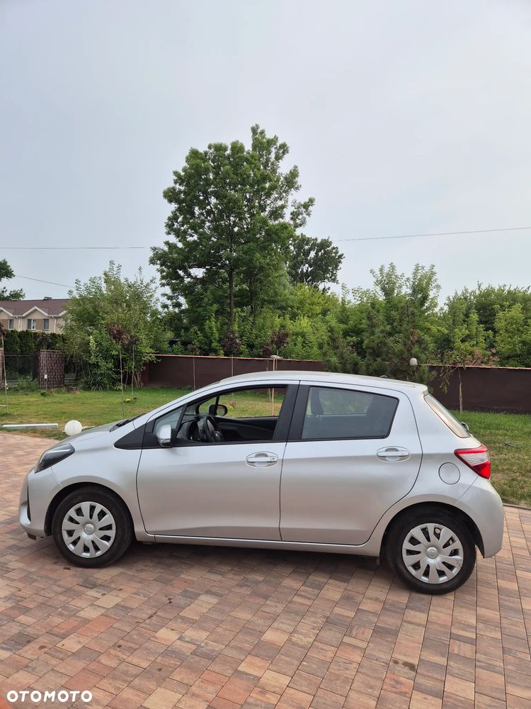Toyota Yaris 1.5 Dynamic - 2