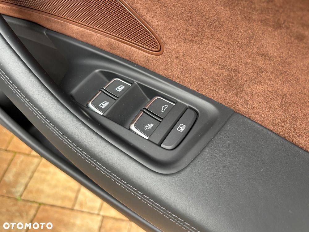 Audi A8 4.0 TFSI cylinder on demand quattro tiptronic Lang - 15