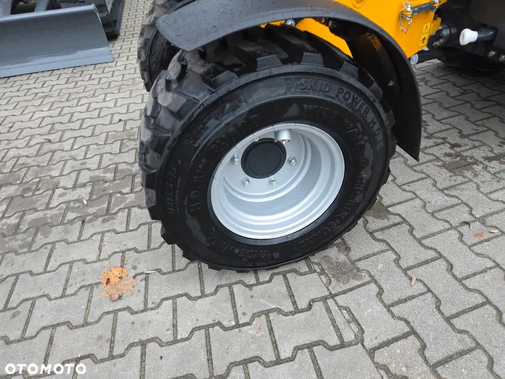 Schäffer Schäffer Ładowarka Miniładowarka Teleskopowa Schaffer 2630T SLT - 2755kg Łyżka + Widły - 11