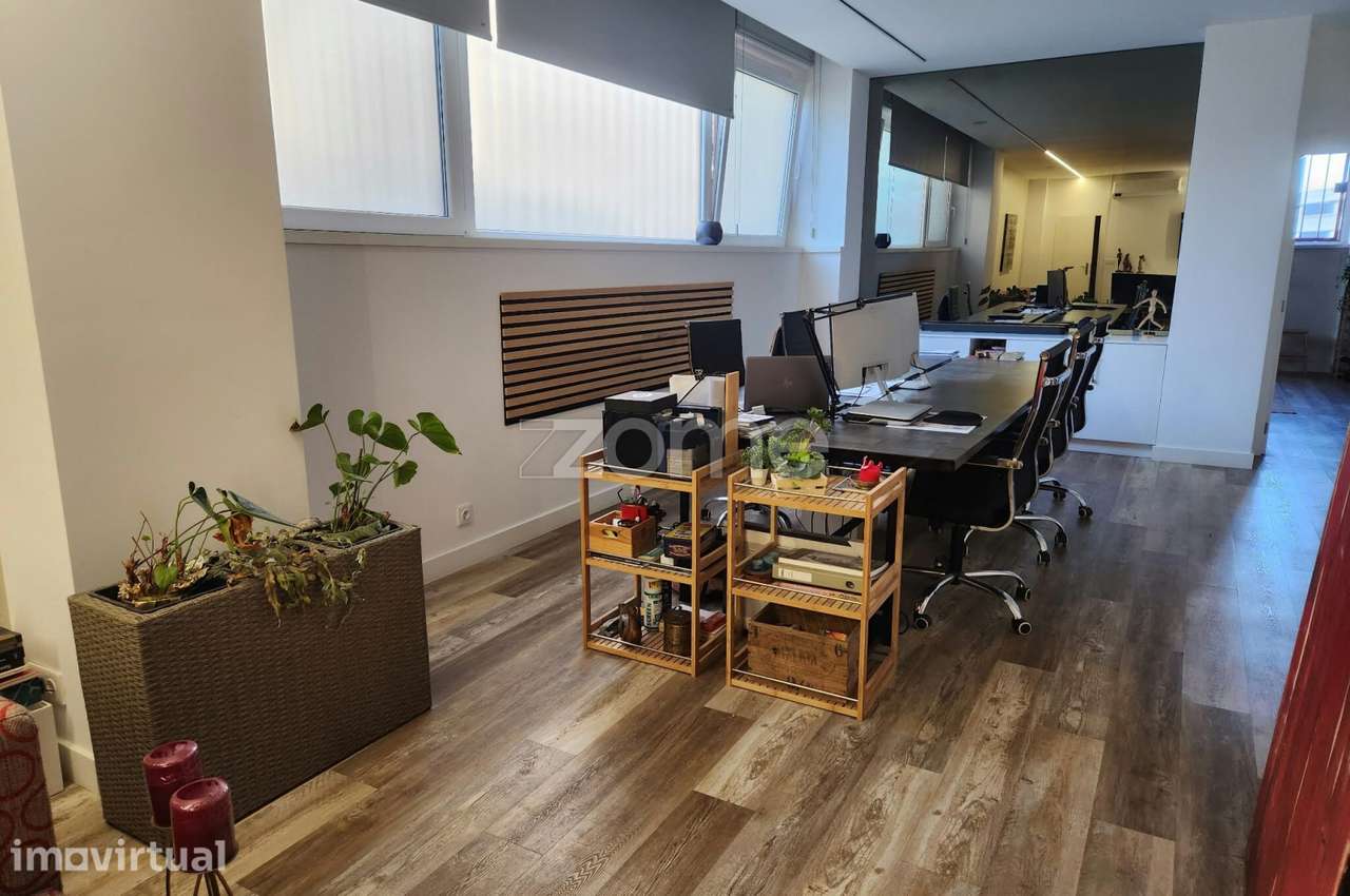 Loja convertida em apartamento - Grande imagem: 5/36