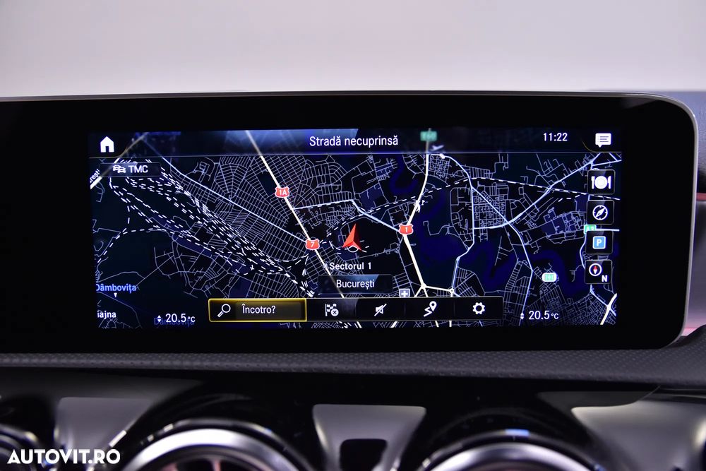 Mercedes-Benz A 180 7G-DCT AMG Line - 23