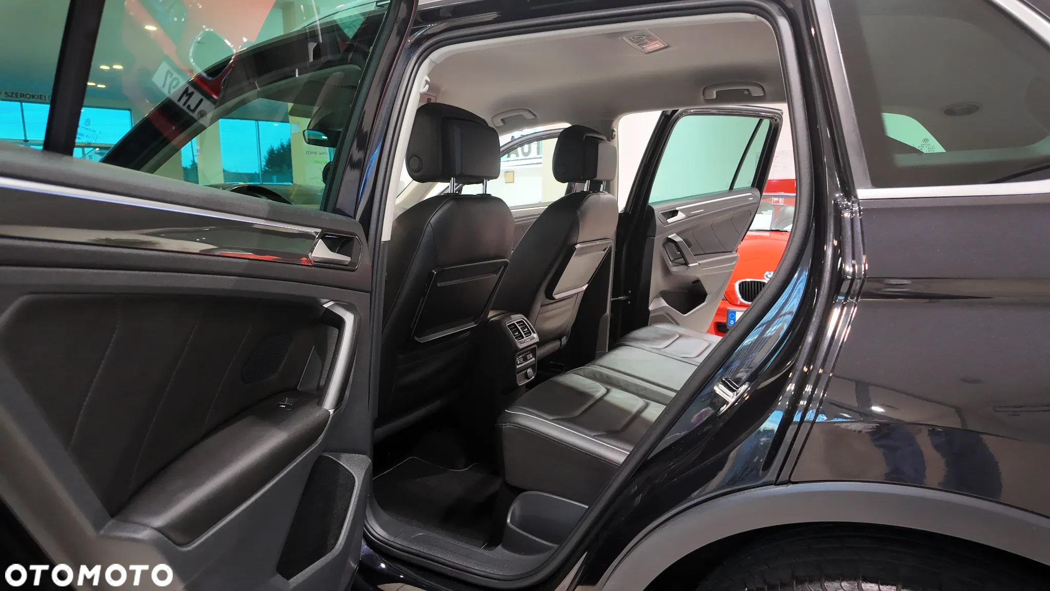 Volkswagen Tiguan 2.0 TSI 4Mot Sport&Style DSG - 28