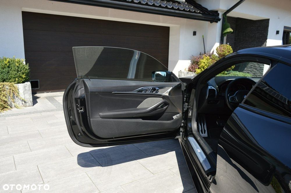 BMW Seria 8 840d xDrive - 34