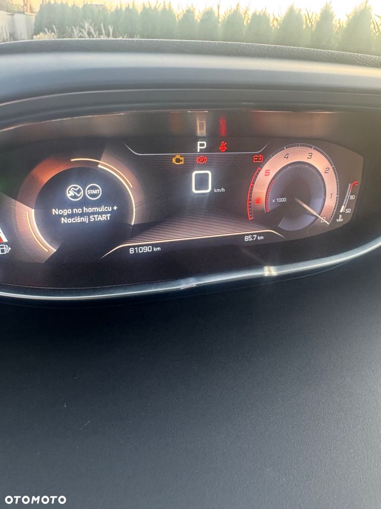 Peugeot 3008 BlueHDi 180 Stop & Start EAT8 GT - 10