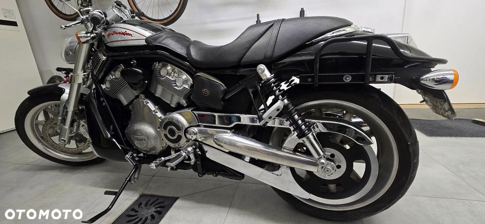 Harley-Davidson V-Rod Street Rod - 3