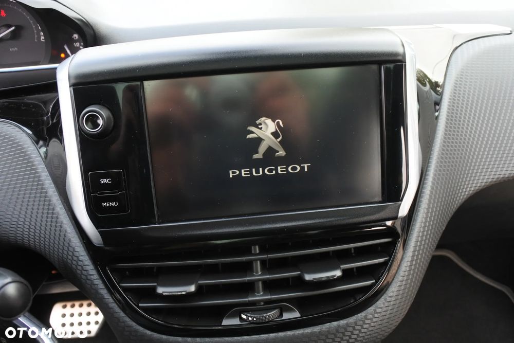 Peugeot 2008 PureTech 110 Stop&Start EAT6 Allure - 26