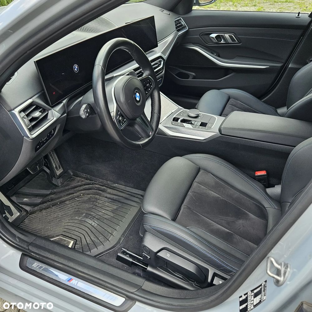 BMW Seria 3 318d M Sport Shadow - 11