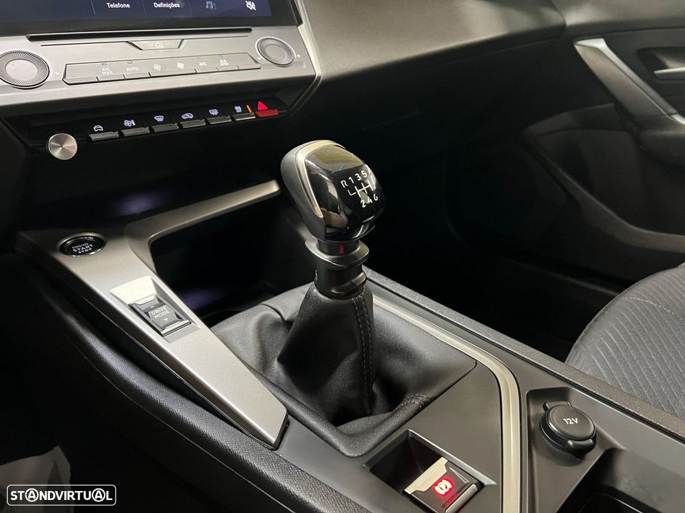 Peugeot 308 SW 1.2 PureTech Active - 16