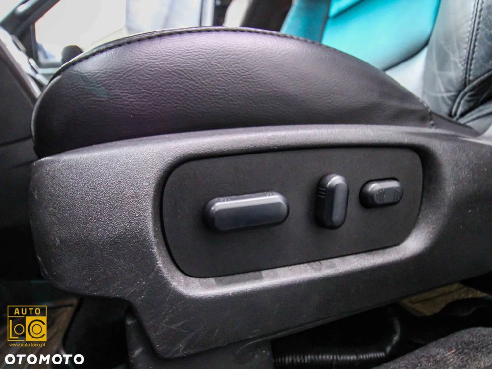 Ford Explorer - 30