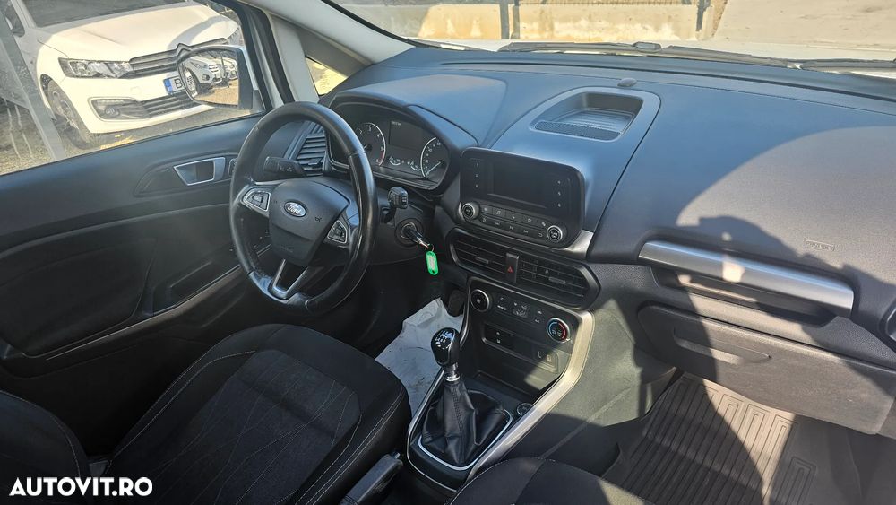 Ford EcoSport - 6