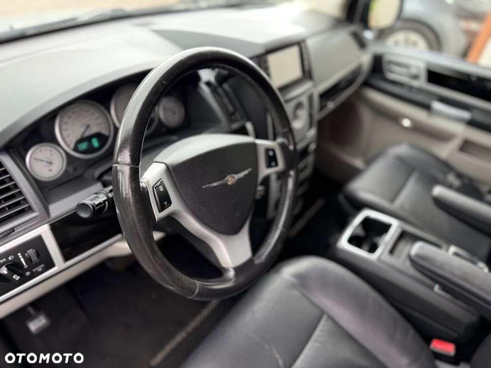 Chrysler Grand Voyager 2.8 CRD Limited - 25