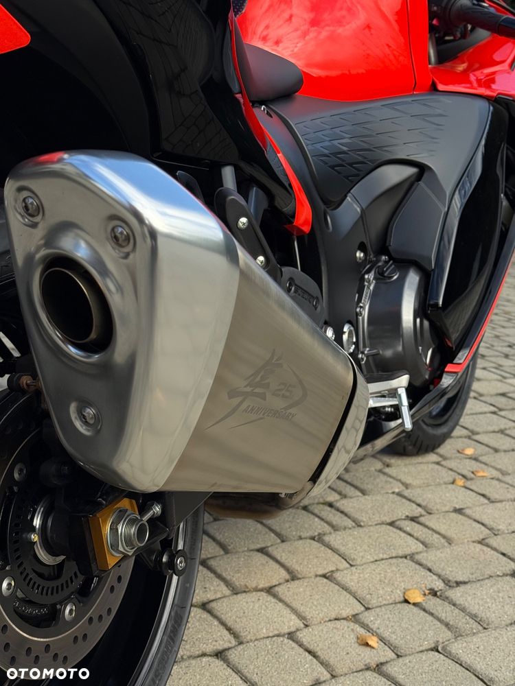 Suzuki Hayabusa - 10