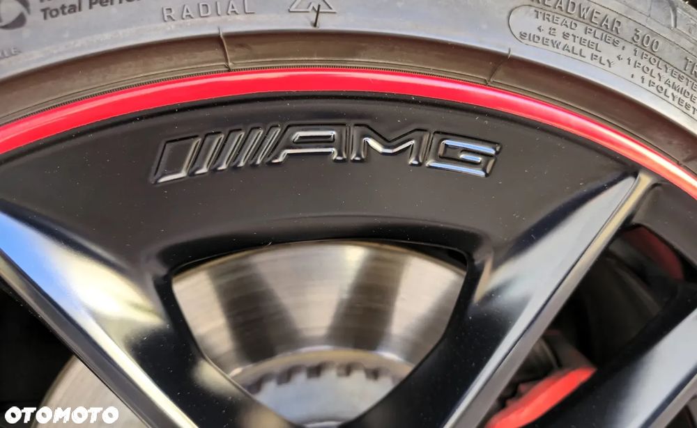 Mercedes-Benz CLS - 37