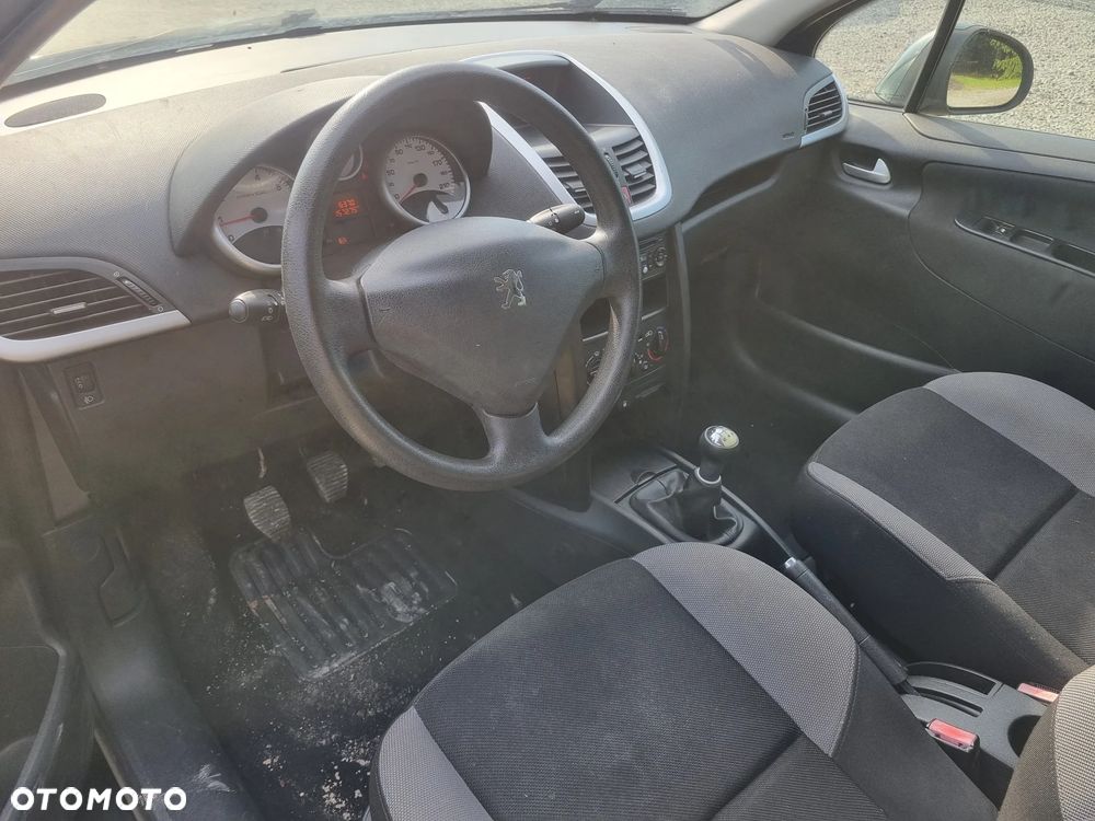 Peugeot 207 95 VTi Tendance - 11