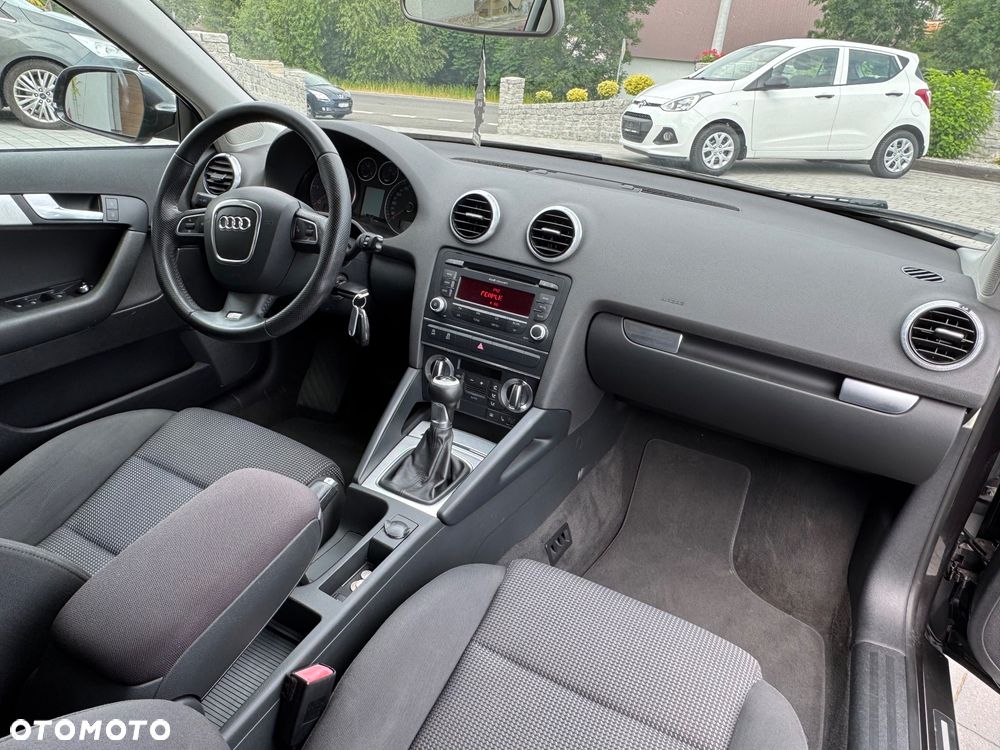 Audi A3 Sportback 2.0 TDI DPF Ambiente - 7