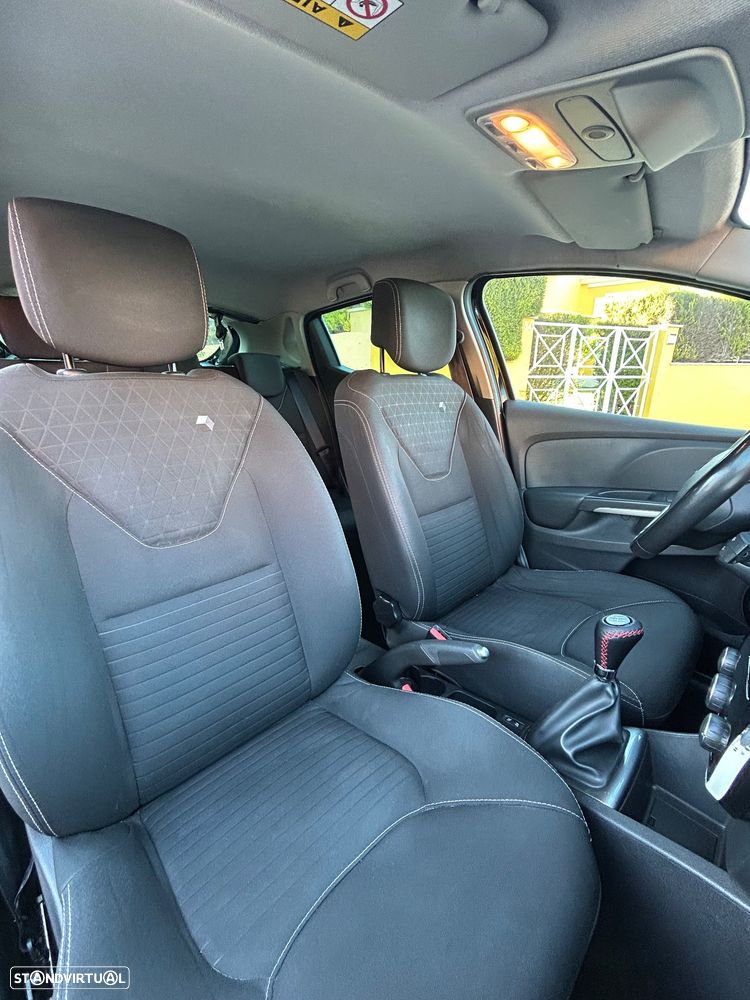 Renault Clio 1.5 dCi Limited EDition - 15