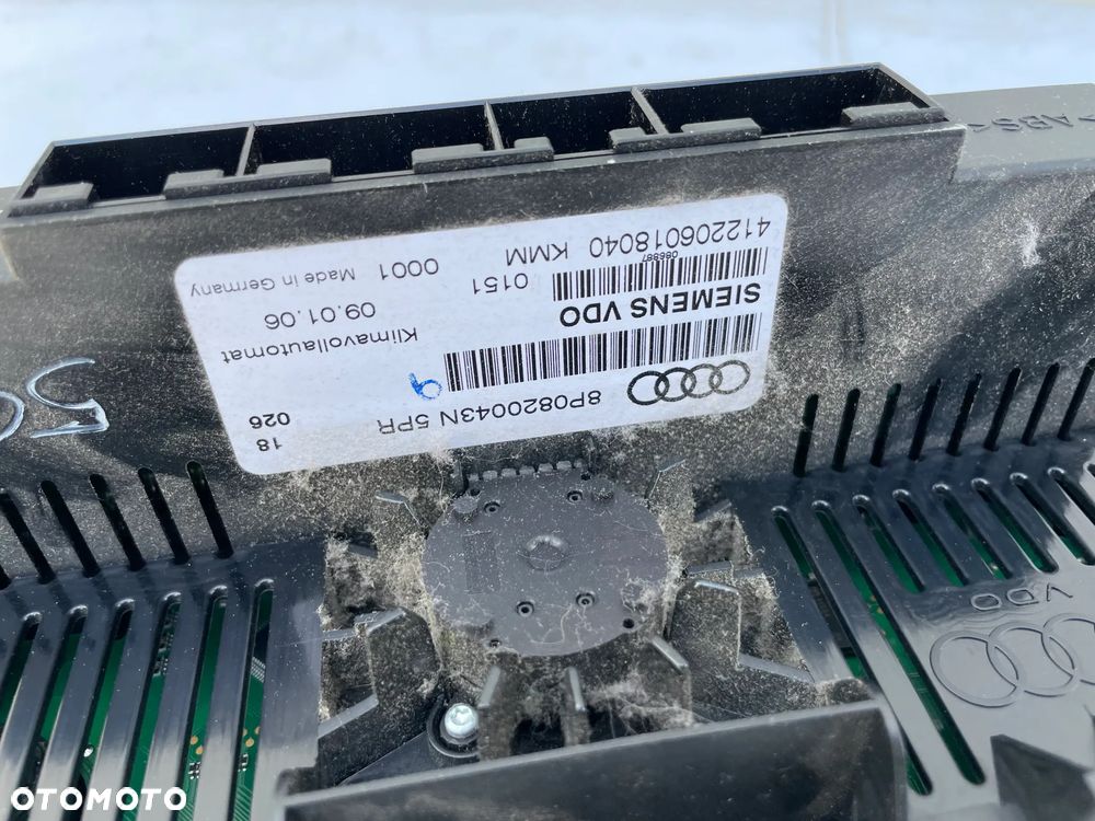 Panel klimatyzacji nawiewu Audi A3 8P 8P0820043N - 8