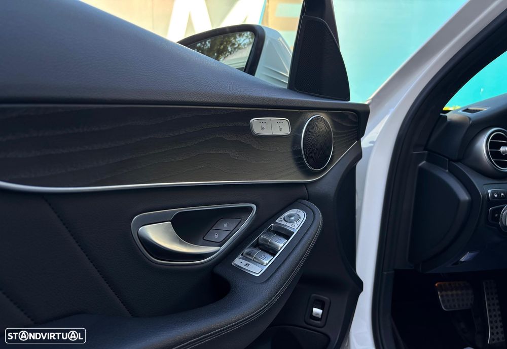Mercedes-Benz C 300 de AMG Line - 18