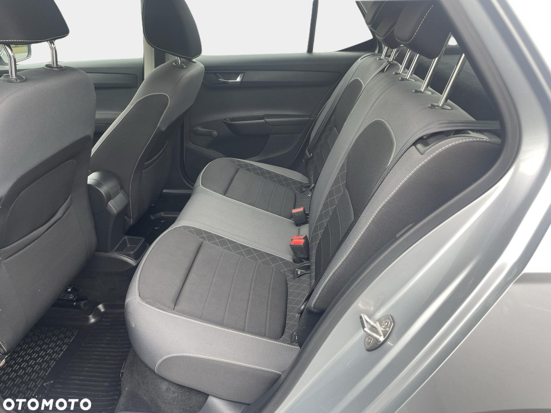 Skoda Fabia 1.0 TSI Ambition - 10
