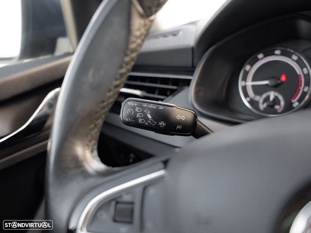 Skoda Kamiq 1.0 TSI Style - 37
