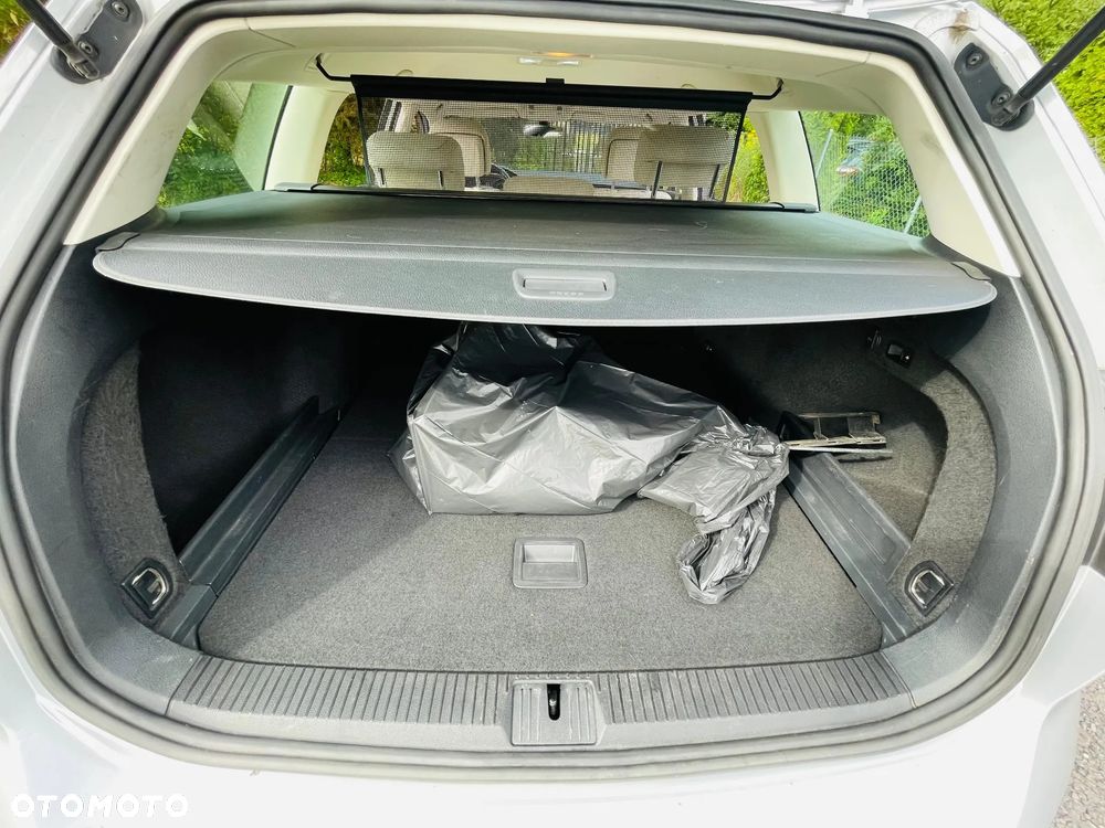 Volkswagen Passat Variant 1.4 TSI (BlueMotion Technology) Comfortline - 20