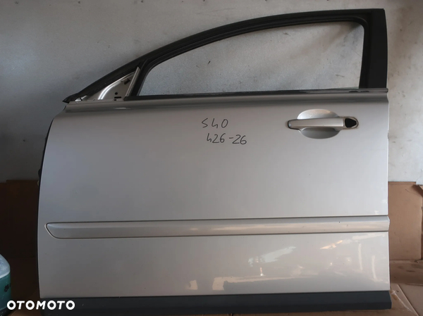 VOLVO S40 II v50 04-07 DRZWI LEWE PRZÓD PRZEDNIE 426-26 EUR ŁADNE